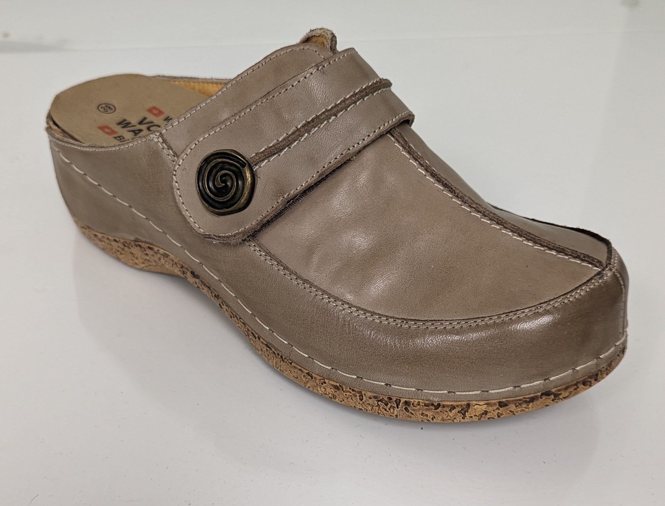 VolksW 888-67 ACLA Clog